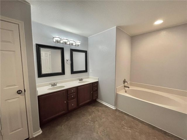 608 Trail Dust DR, Cedar Park, TX 78613