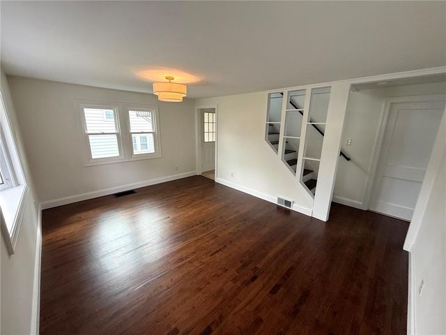 2632 Eldridge Avenue, Palmer Twp, PA 18045