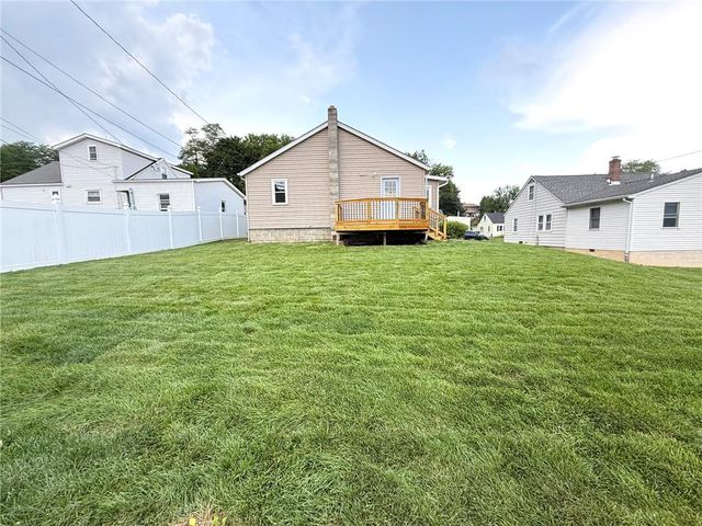 2632 Eldridge Avenue, Palmer Twp, PA 18045