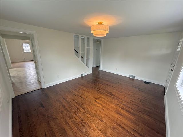 2632 Eldridge Avenue, Palmer Twp, PA 18045