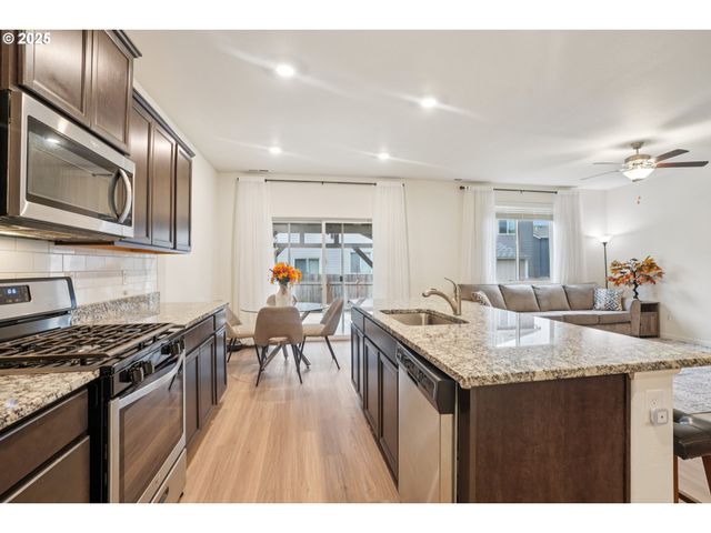 3578 Sw 42ND Ter, Gresham, OR 97080