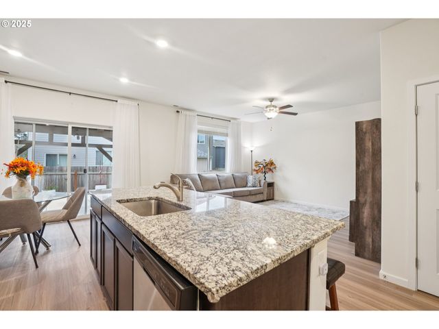 3578 Sw 42ND Ter, Gresham, OR 97080