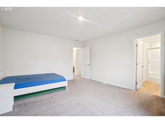 3578 Sw 42ND Ter, Gresham, OR 97080