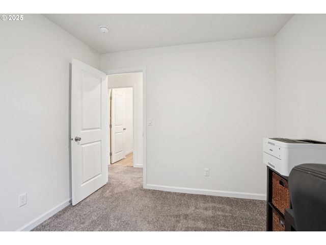 3578 Sw 42ND Ter, Gresham, OR 97080