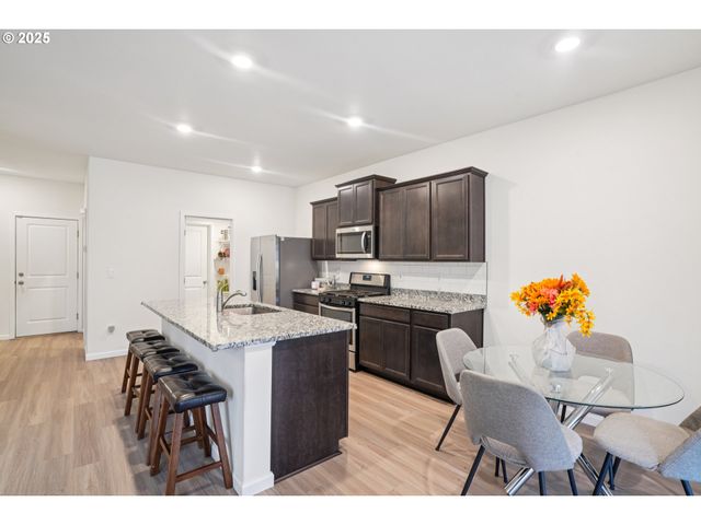 3578 Sw 42ND Ter, Gresham, OR 97080