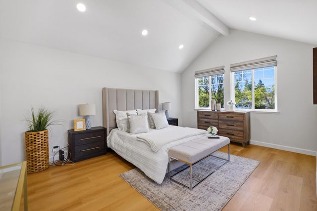 800 Fountain Park Lane, Mountain View, CA 94043