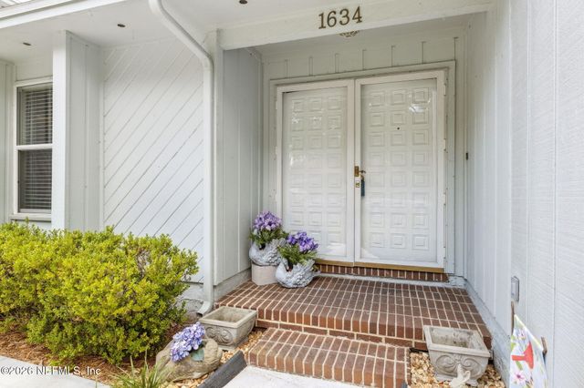 1634 VILLAGE WAY Way, Orange Park, FL 32073