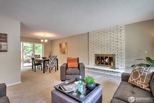 10616 164th Avenue NE, Redmond, WA 98052