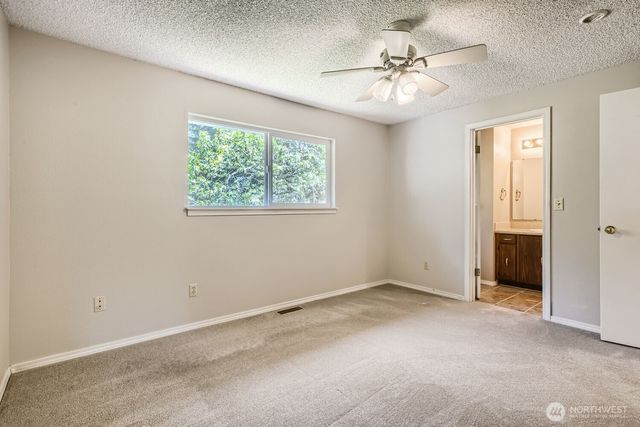 10616 164th Avenue NE, Redmond, WA 98052