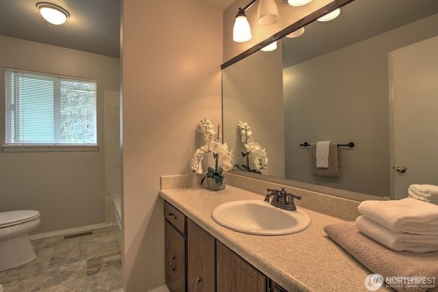 10616 164th Avenue NE, Redmond, WA 98052
