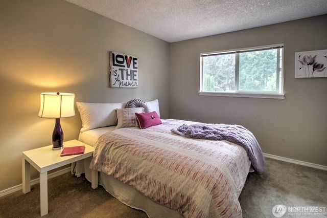 10616 164th Avenue NE, Redmond, WA 98052