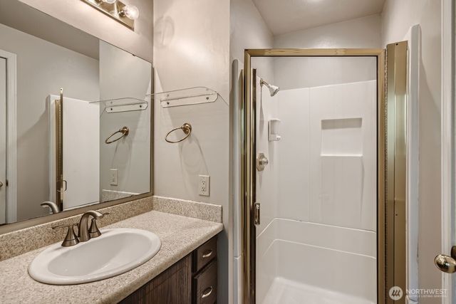 10616 164th Avenue NE, Redmond, WA 98052