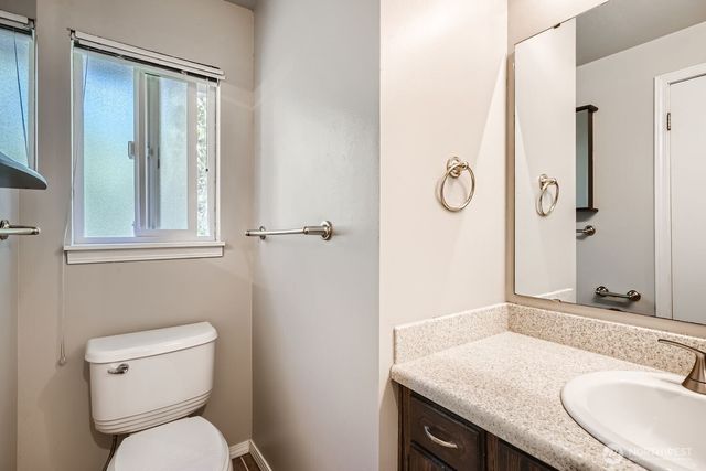 10616 164th Avenue NE, Redmond, WA 98052