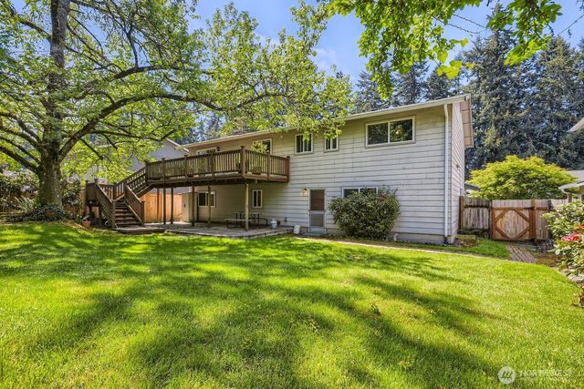 10616 164th Avenue NE, Redmond, WA 98052