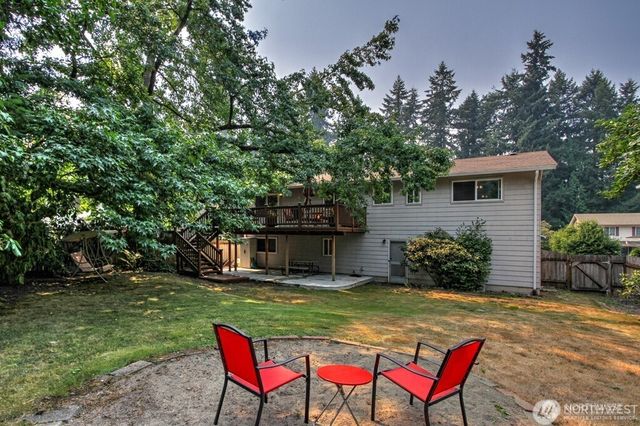 10616 164th Avenue NE, Redmond, WA 98052