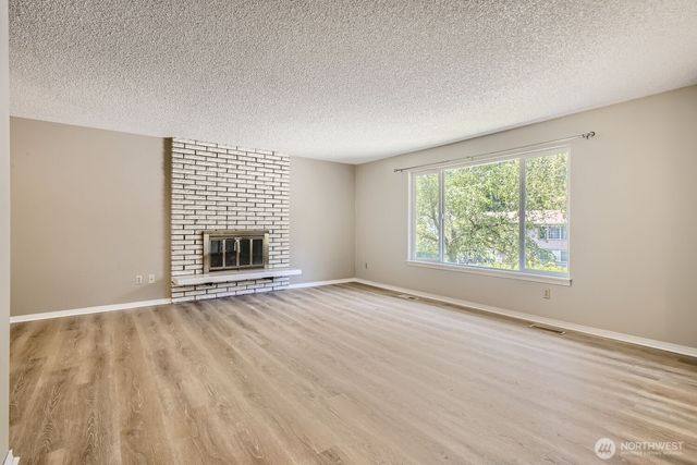 10616 164th Avenue NE, Redmond, WA 98052
