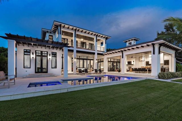 146 SE Fiore Bello, Port St Lucie, FL 34952