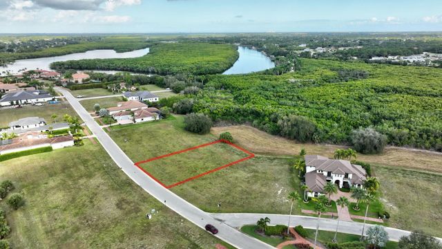 146 SE Fiore Bello, Port St Lucie, FL 34952