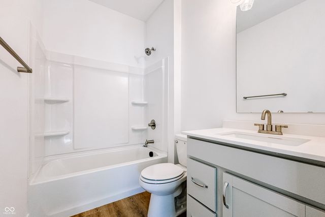 2151 N College Avenue, Indianapolis, IN 46202