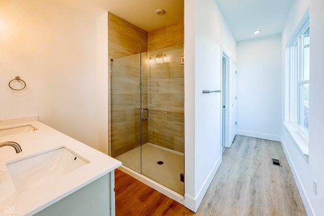 2151 N College Avenue, Indianapolis, IN 46202