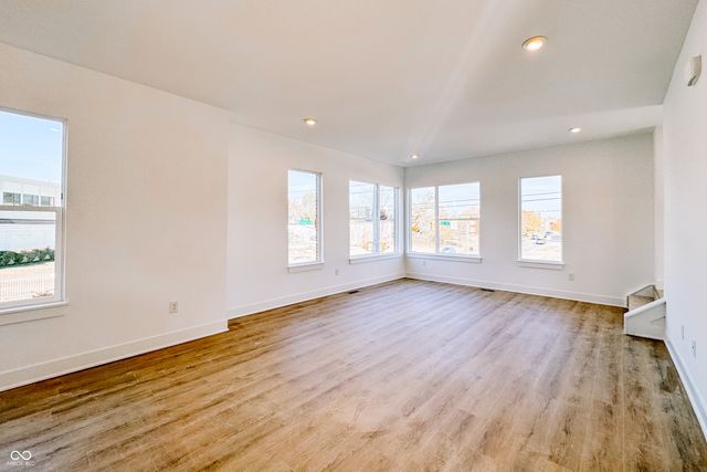 2151 N College Avenue, Indianapolis, IN 46202