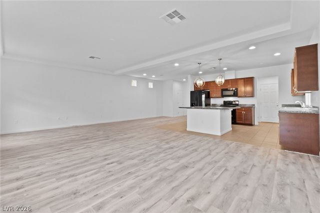 9827 MARIETTA CELLARS Court, Las Vegas, NV 89141