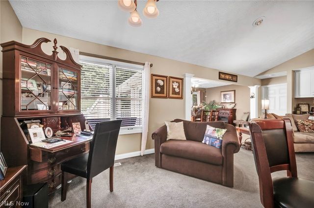 11211 Cinnamon Boulevard, North Royalton, OH 44133