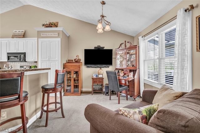 11211 Cinnamon Boulevard, North Royalton, OH 44133