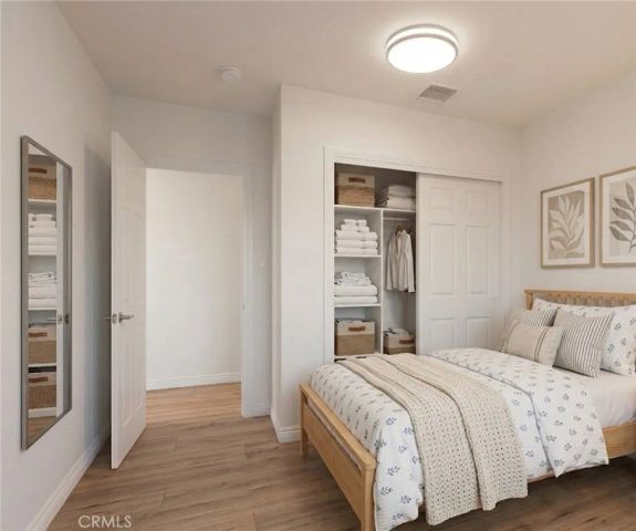 17008 Hartland St, Lake Balboa, CA 91406
