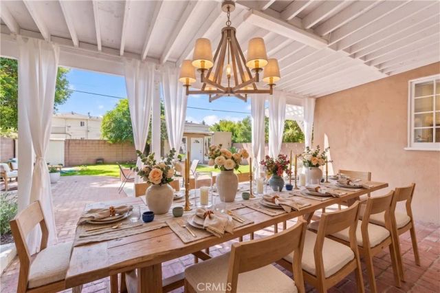 17008 Hartland St, Lake Balboa, CA 91406