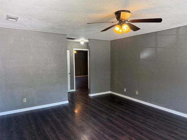 3505 Dalton Street, Greenville, TX 75401