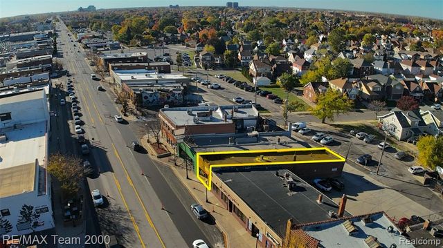 13928 Michigan Avenue, Dearborn, MI 48126