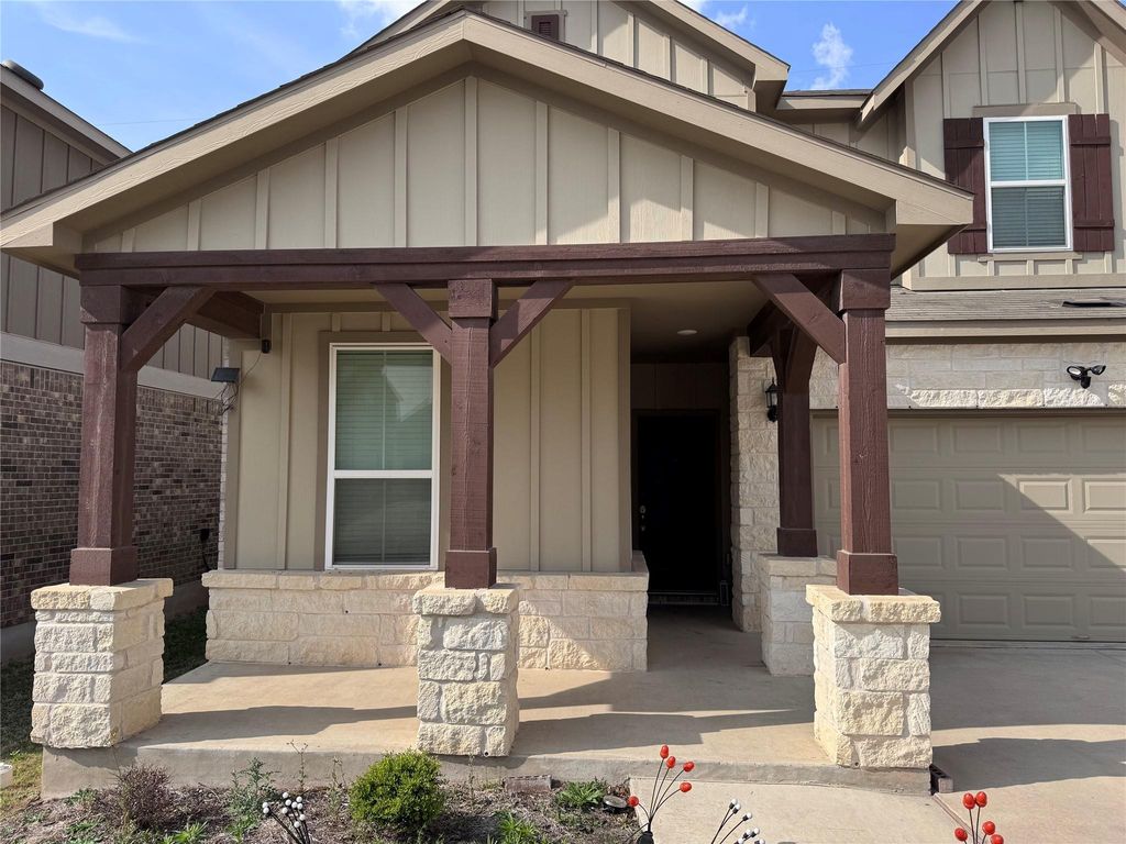 266 Sugar Cane RD, Buda, TX 78610