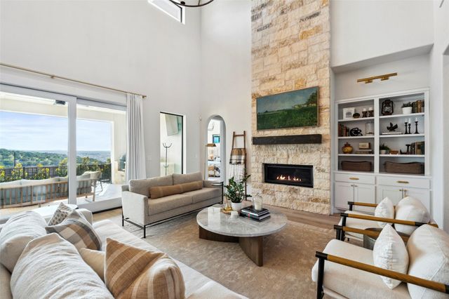 204 Ringtail Stream DR, Lakeway, TX 78738