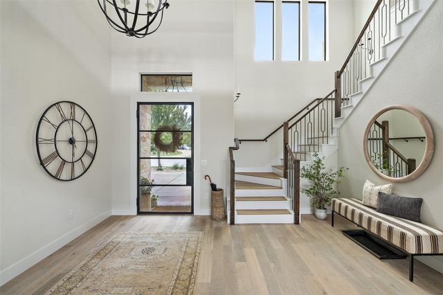 204 Ringtail Stream DR, Lakeway, TX 78738