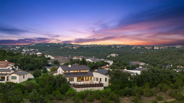 204 Ringtail Stream DR, Lakeway, TX 78738