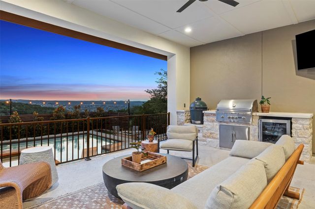 204 Ringtail Stream DR, Lakeway, TX 78738