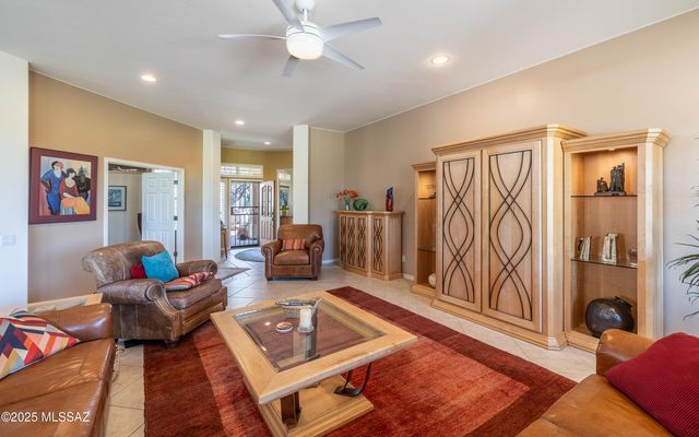 4938 W Desert Chicory Place, Marana, AZ 85658