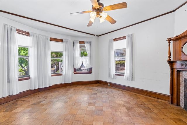 10 Alcott St, Boston, MA 02134