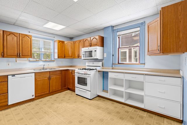 10 Alcott St, Boston, MA 02134