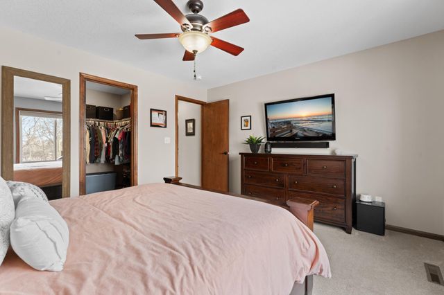 2623 Stacy Street SE, Rochester, MN 55904