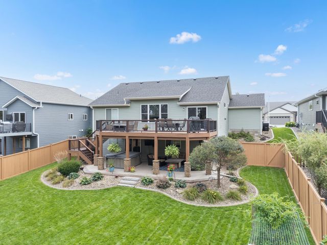 2623 Stacy Street SE, Rochester, MN 55904