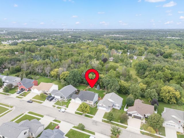 2623 Stacy Street SE, Rochester, MN 55904