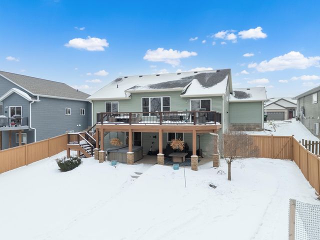 2623 Stacy Street SE, Rochester, MN 55904