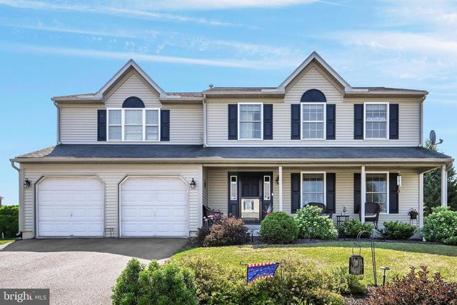 4 OSWEGO LN, Reading, PA 19605