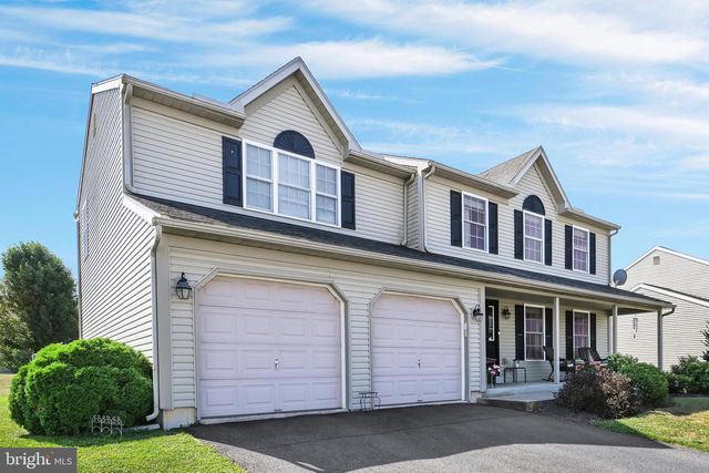 4 OSWEGO LN, Reading, PA 19605
