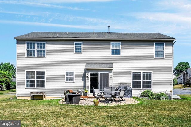 4 OSWEGO LN, Reading, PA 19605