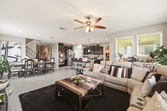 6813 CONCHO CRK, Schertz, TX 78108