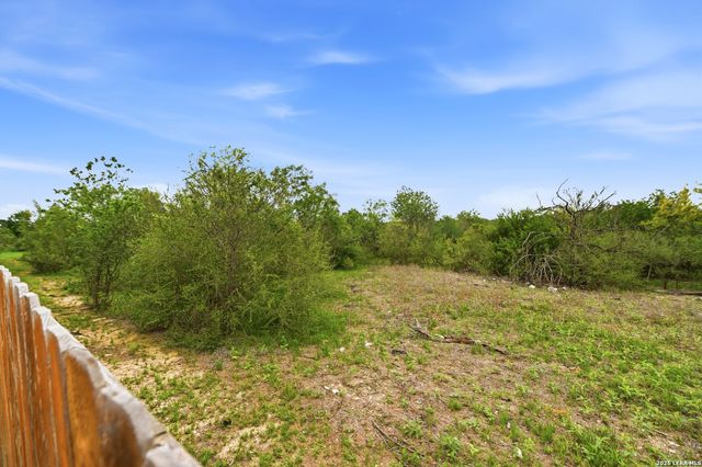 6813 CONCHO CRK, Schertz, TX 78108