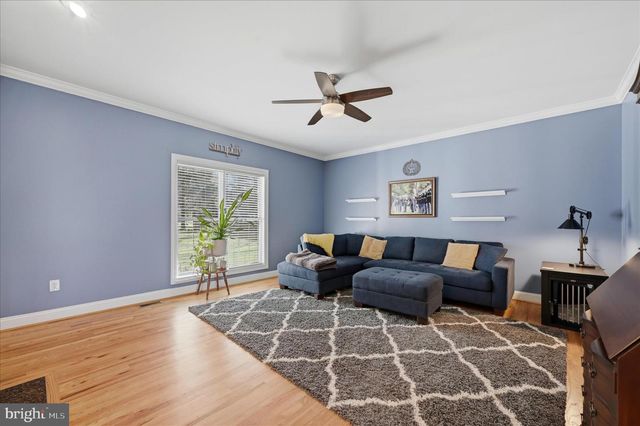 220 HERMITAGE BLVD, Berryville, VA 22611